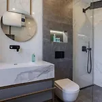 Heritage Olympic Dream Bed & Breakfast 3*
