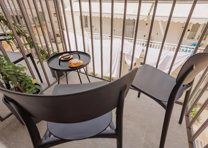 לינה וארוחת בוקר Heritage Olympic Dream ספליט