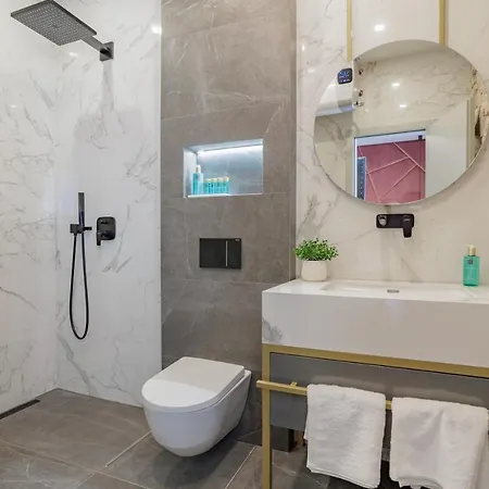 Alojamento de Acomodação e Pequeno-almoço Heritage Olympic Dream 3*