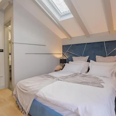 Bed & Breakfast Heritage Olympic Dream *