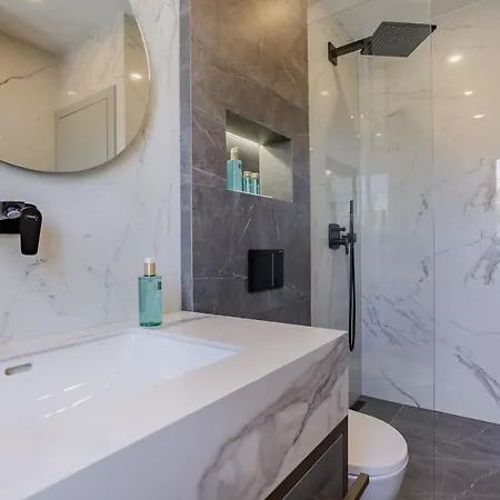 Alojamento de Acomodação e Pequeno-almoço Heritage Olympic Dream 3*