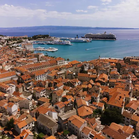 Alojamento de Acomodação e Pequeno-almoço Heritage Olympic Dream 3*