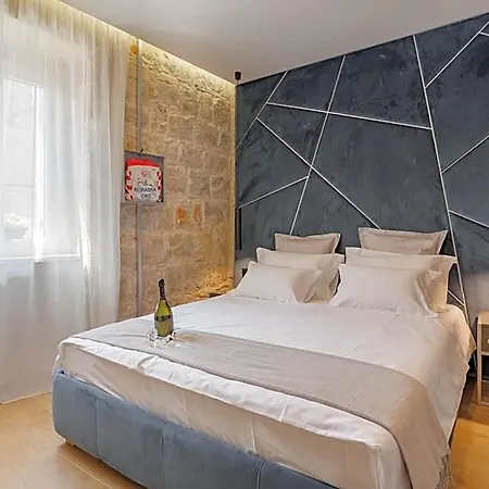 Heritage Olympic Dream Bed & Breakfast 3*